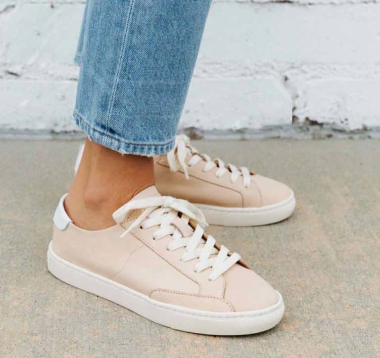 Hot Sale Latest Design Lady Casual Shoes for Outdoor Walking - China Casual  Shoes and Women Shoes price | Made-in-China.com